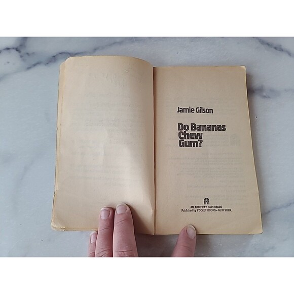 Do Bananas Chew Gum? By Jamie Gilson Paperback - Picture 3 of 10